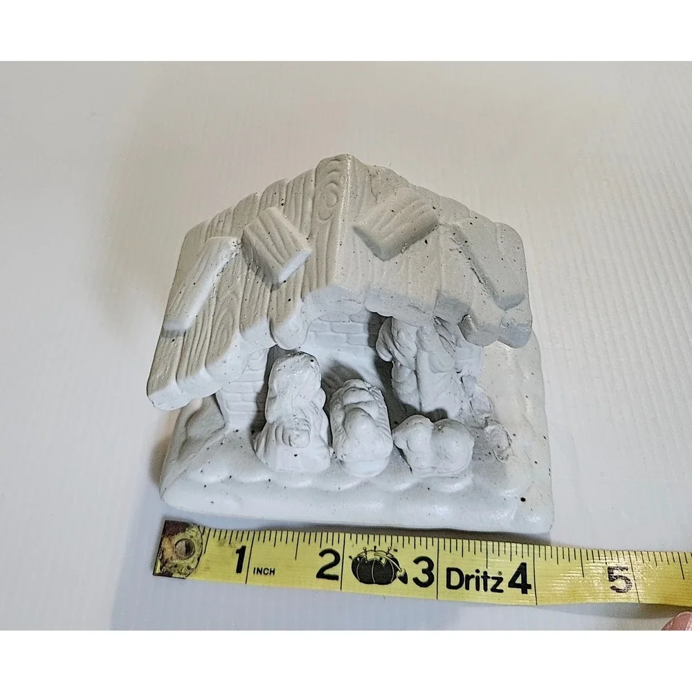 Vintage White Ceramic Bisque Nativity Scene Figurine‎ Unpainted Manger
